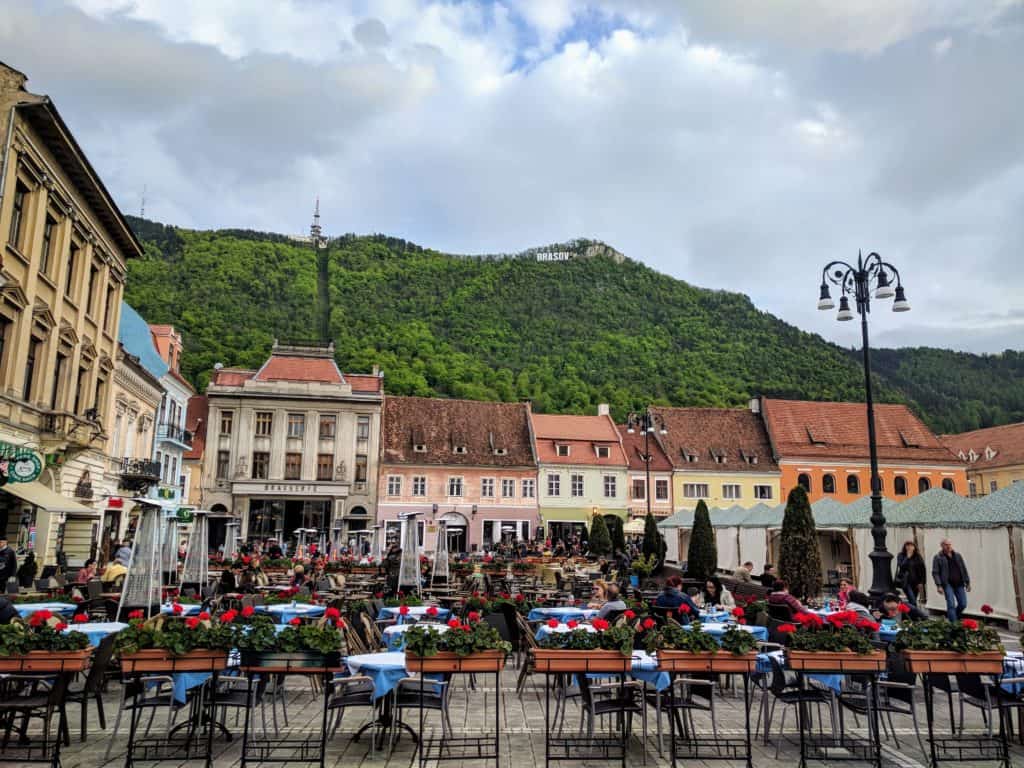 Tâmpa, Brașov: telecabina (program și prețuri) și urcarea pe jos